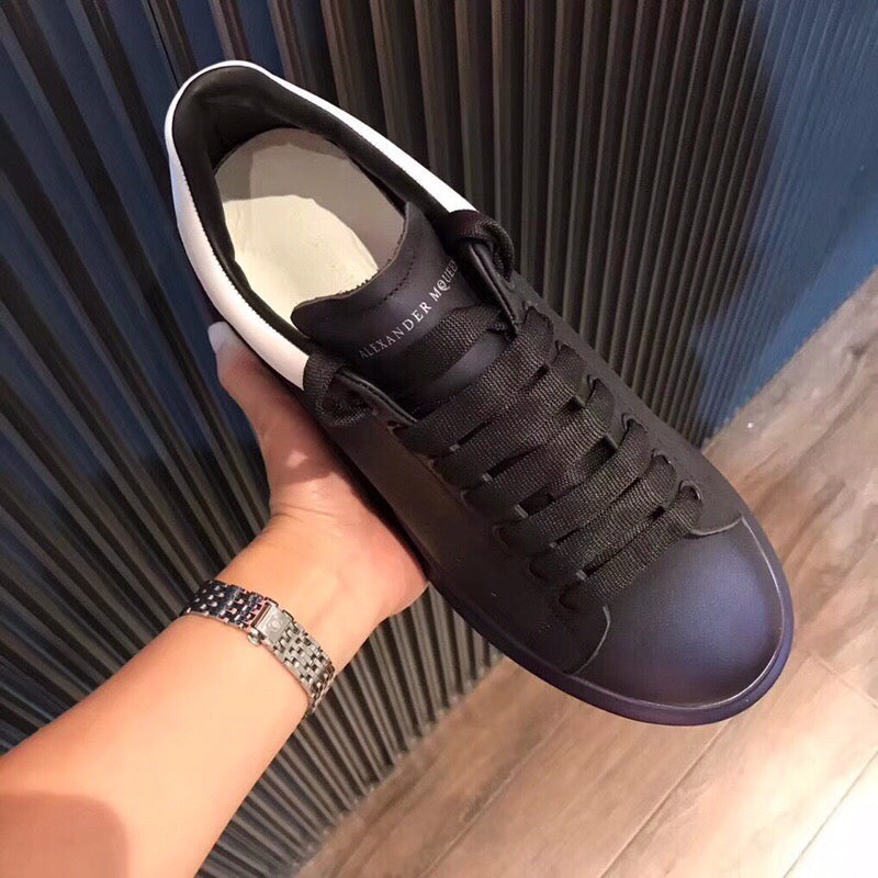 ALEXANDER MCQUEEN NERE CON RETRO BIANCO